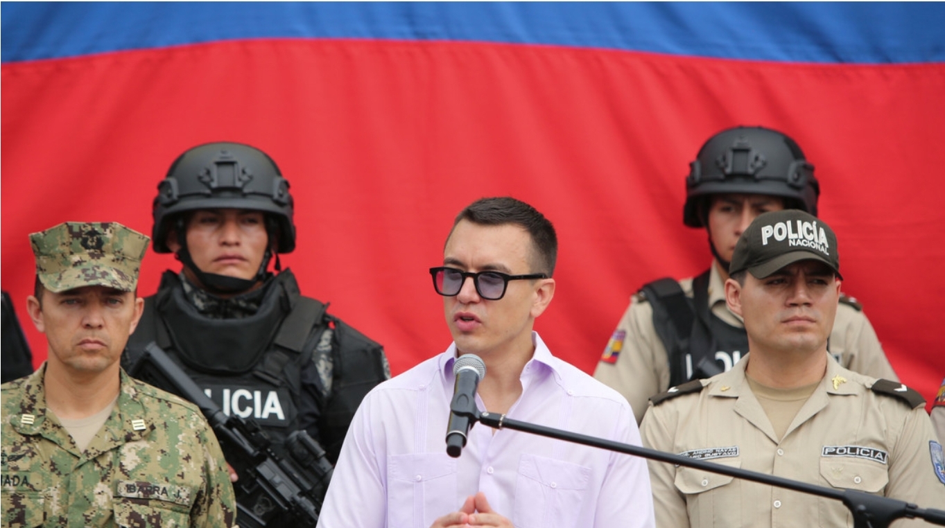 Noboa decreta cambios para que Policía y Ejército puedan usar munición letal en Ecuador