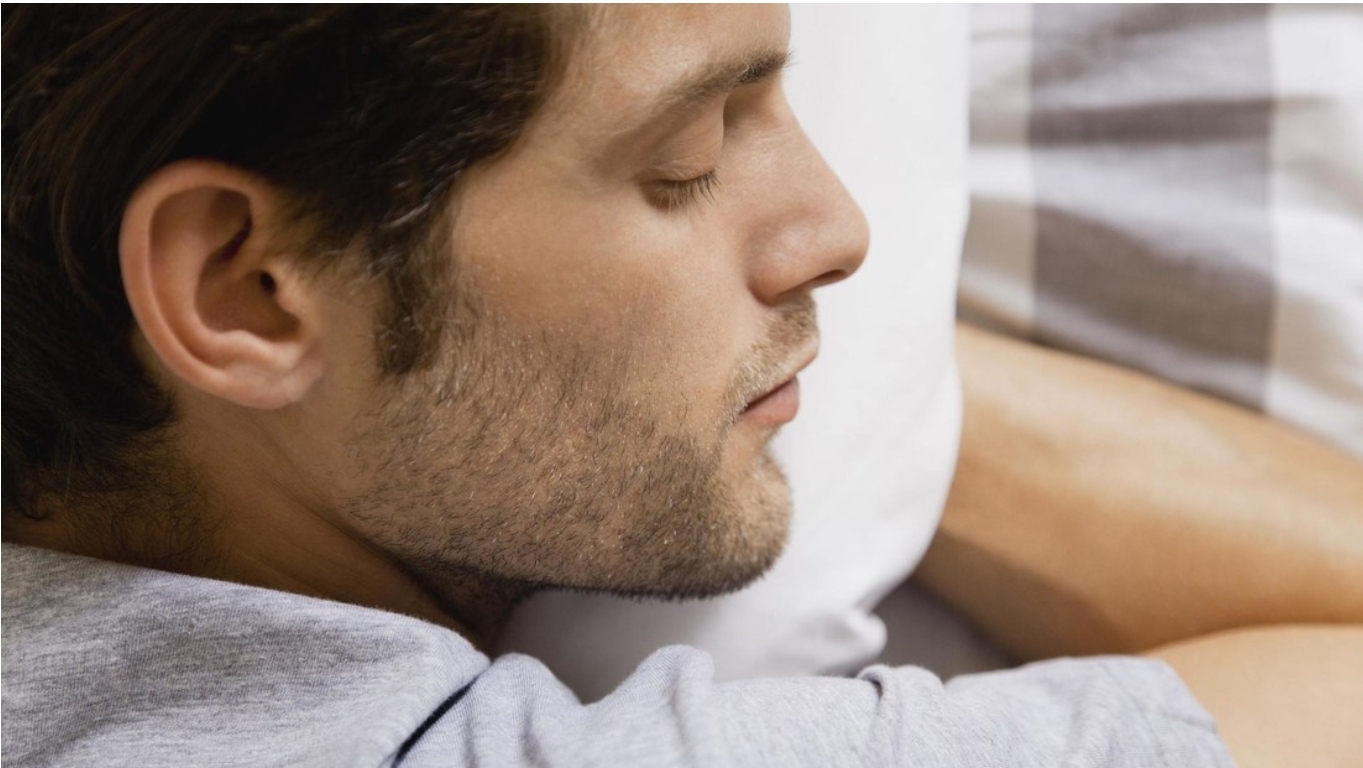 ¿Es saludable dormir hasta tarde los fines de semana?