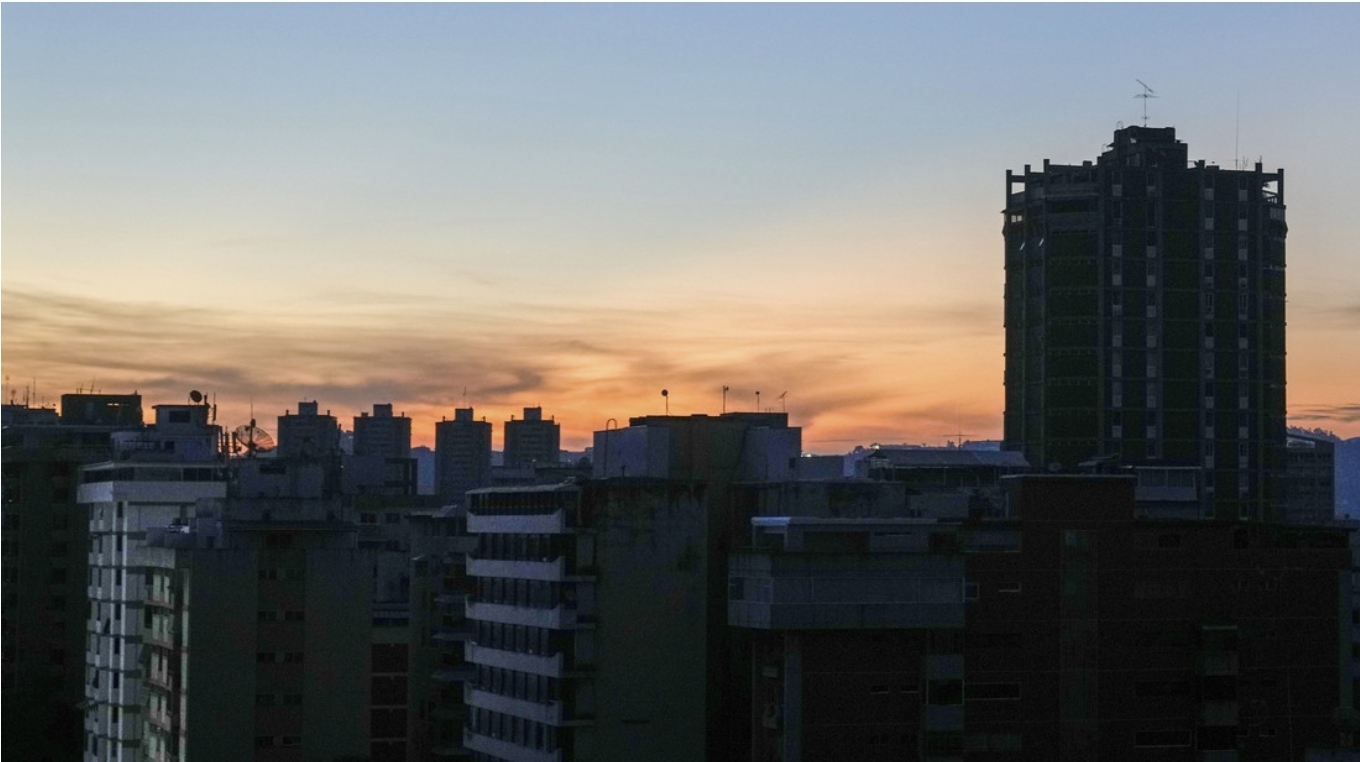 Un apagón provocado por “sabotaje eléctrico” afecta a varios estados de Venezuela