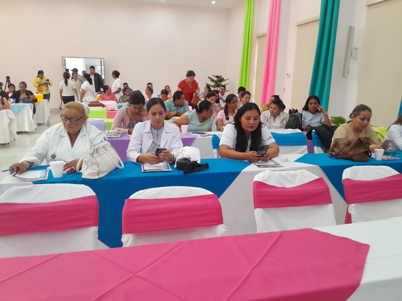MINSA destaca en congreso internacional avances en la inmunización del país