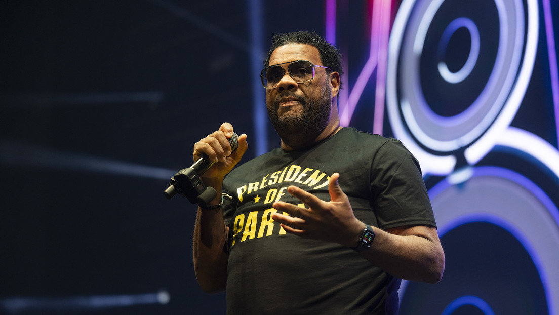 Fallece el legendario rapero Fatman Scoop tras desplomarse en plena actuación