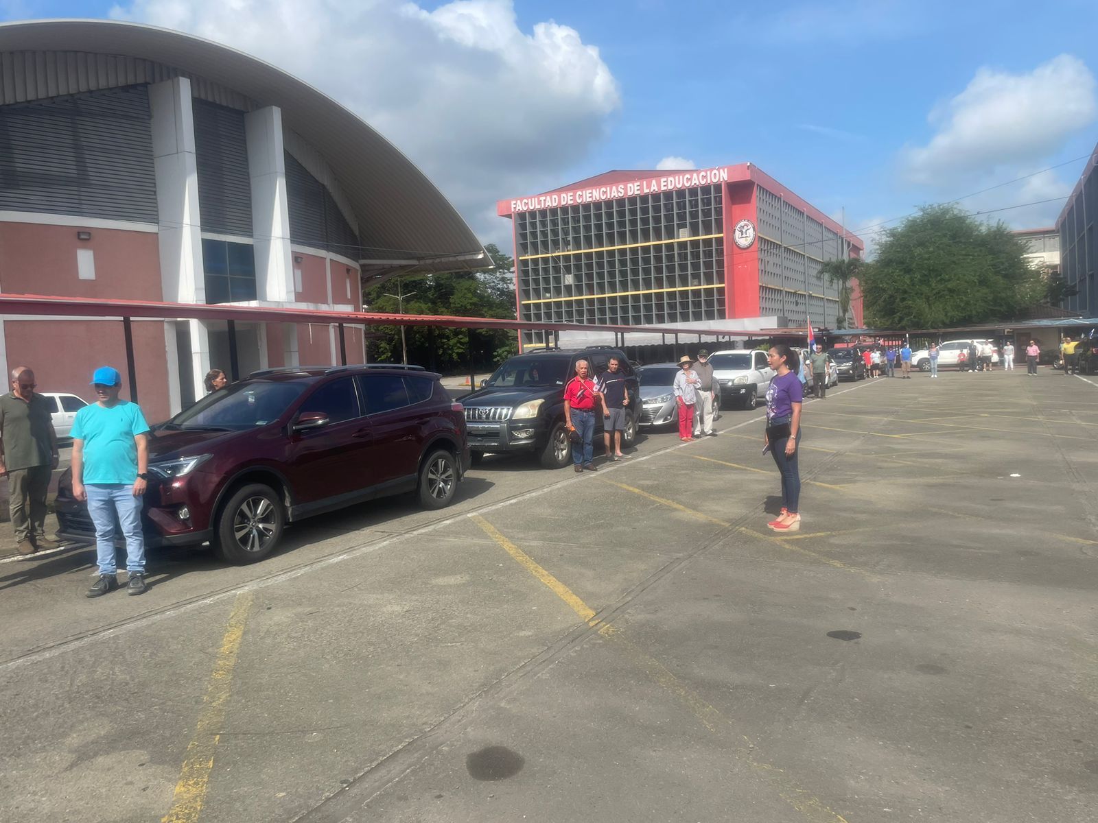 Caravana en Panamá demanda sacar a Cuba de lista terrorista de EEUU
