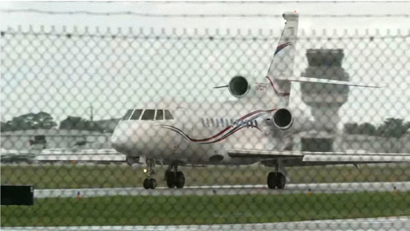 EEUU decomisa el avión presidencial de Nicolás Maduro
