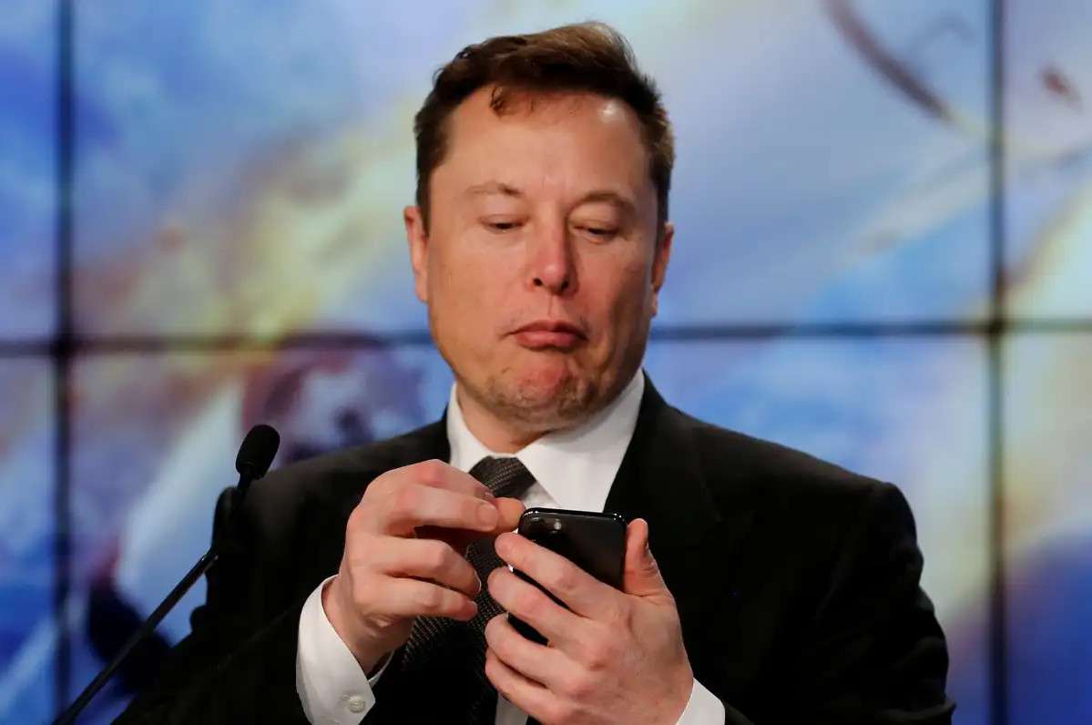 Musk amenaza al Gobierno de Brasil: “Espero que a Lula le gusten los vuelos comerciales”