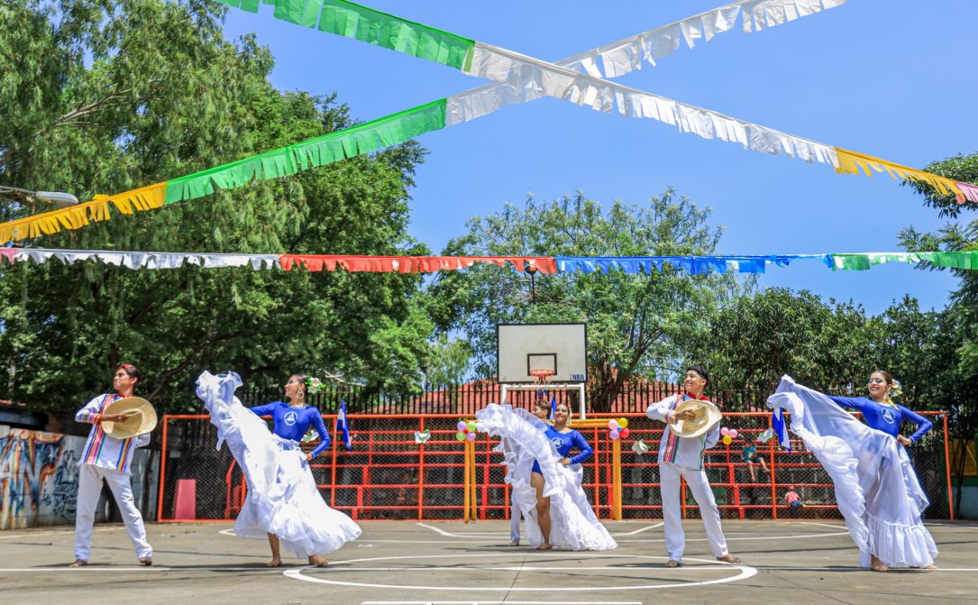 Comuna capitalina realiza Festival Patrio en el Distrito IV