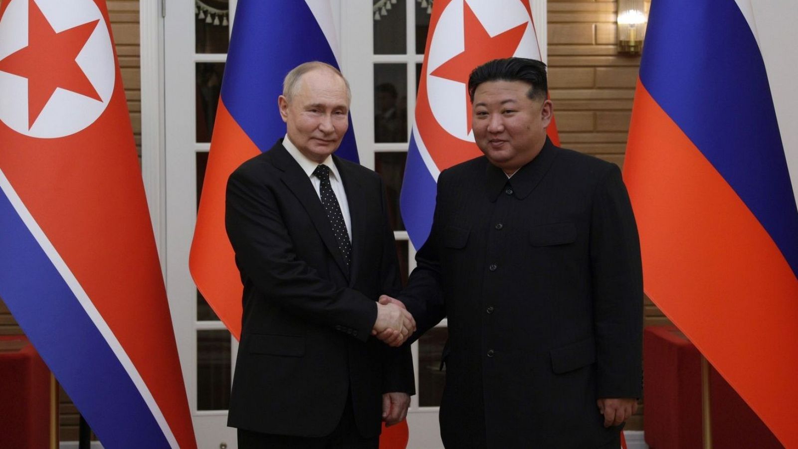 Putin felicita a Kim Jong-un por el aniversario de Corea del Norte y promete fortalecer lazos