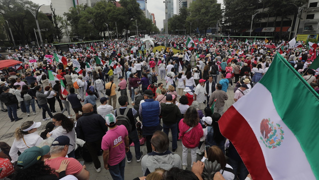 “¡Traidores!”: Manifestantes irrumpen en el Senado de México mientras debatían la Reforma Judicial