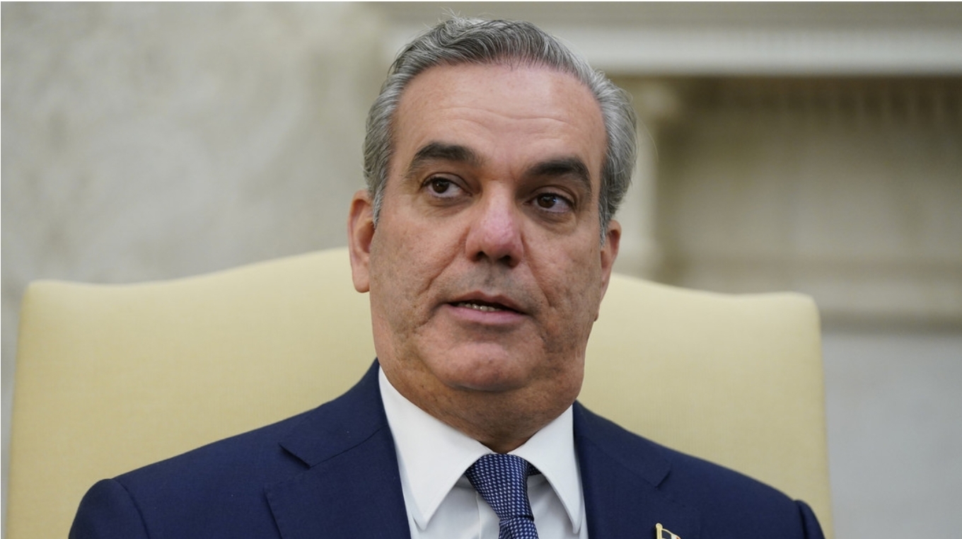 Maduro tilda de “ladrón” a Abinader por permitir la incautación del avión presidencial venezolano