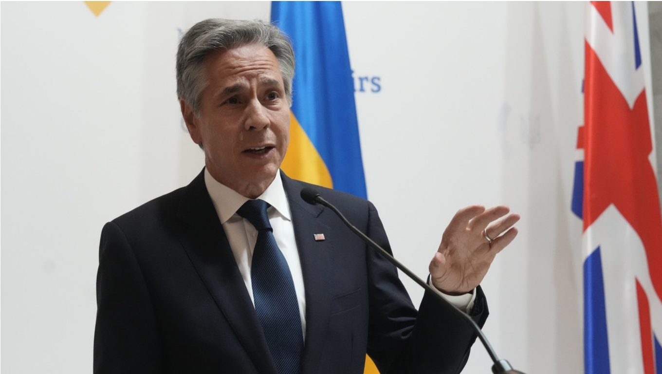 Blinken: El camino de Ucrania hacia la OTAN es “irreversible”