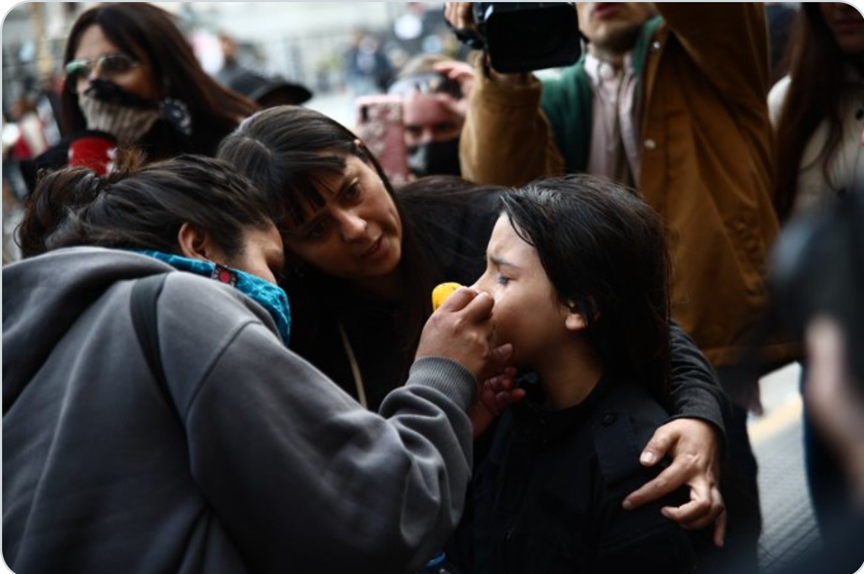 Ministra de Seguridad de Milei justifica represión contra una niña y culpa a su madre