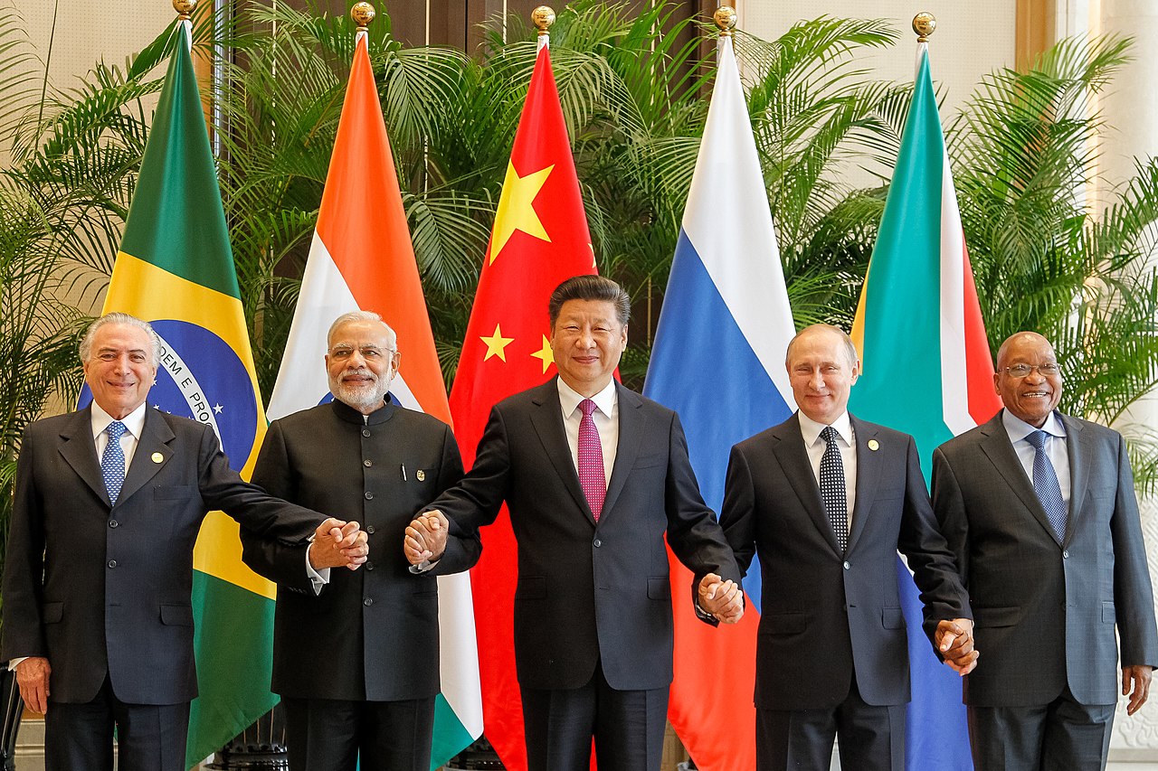 Putin: Más de tres decenas de países desean unirse a los BRICS