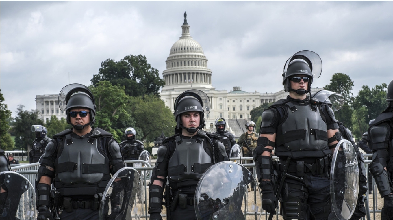 WP: EEUU reforzará las medidas de seguridad el 6 de enero para evitar un nuevo asalto al Capitolio