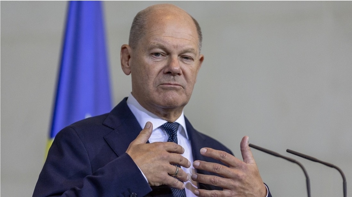 Scholz se mantiene firme contra el uso por Kiev de armas de largo alcance contra Rusia