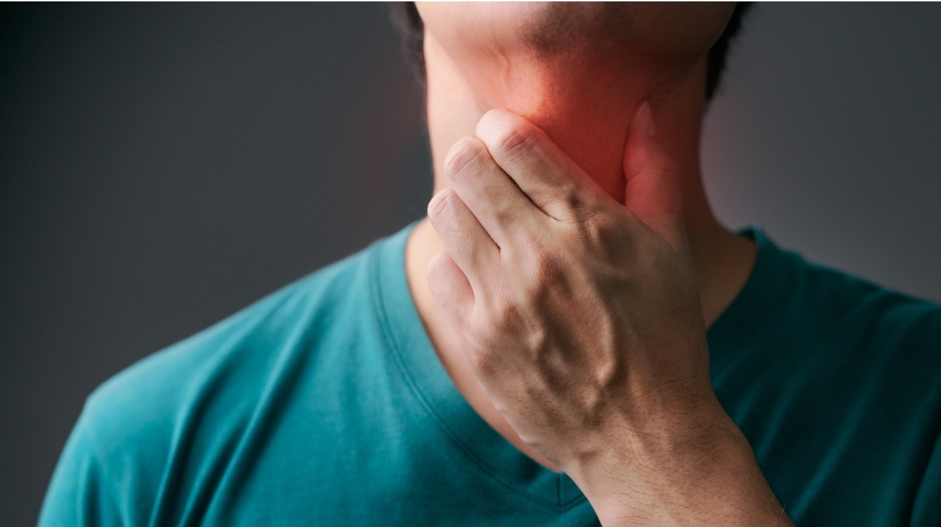 Hallan inesperada relación entre el dolor de garganta y el riesgo de morir por infarto o ictus