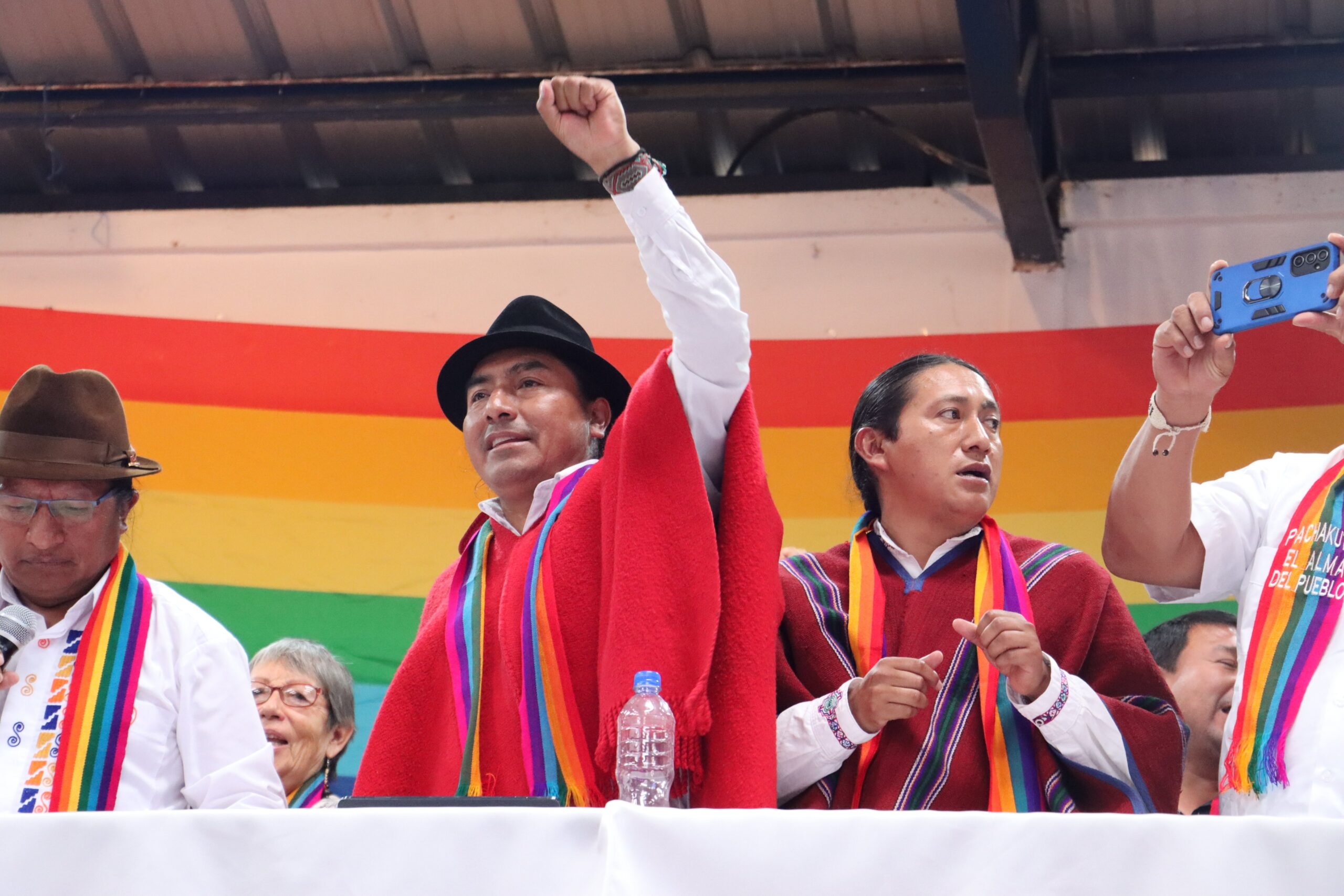 Líder indígena ecuatoriano asegura que los apagones ocurren por incompetencia del Gobierno