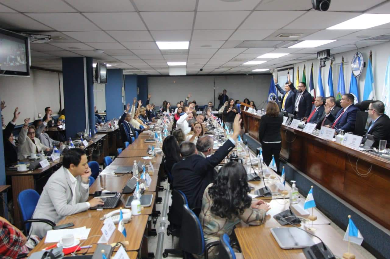 Parlacen aprueba la incorporación de Rusia como observador permanente