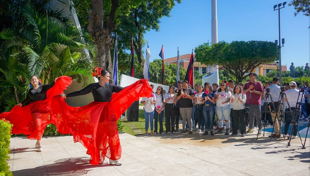 Organizaciones juveniles rinden tributo en Managua al General Benjamín Zeledón