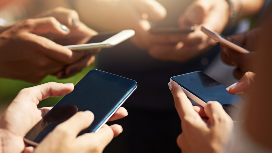 La OMS pide una legislación contra los ‘smartphones’