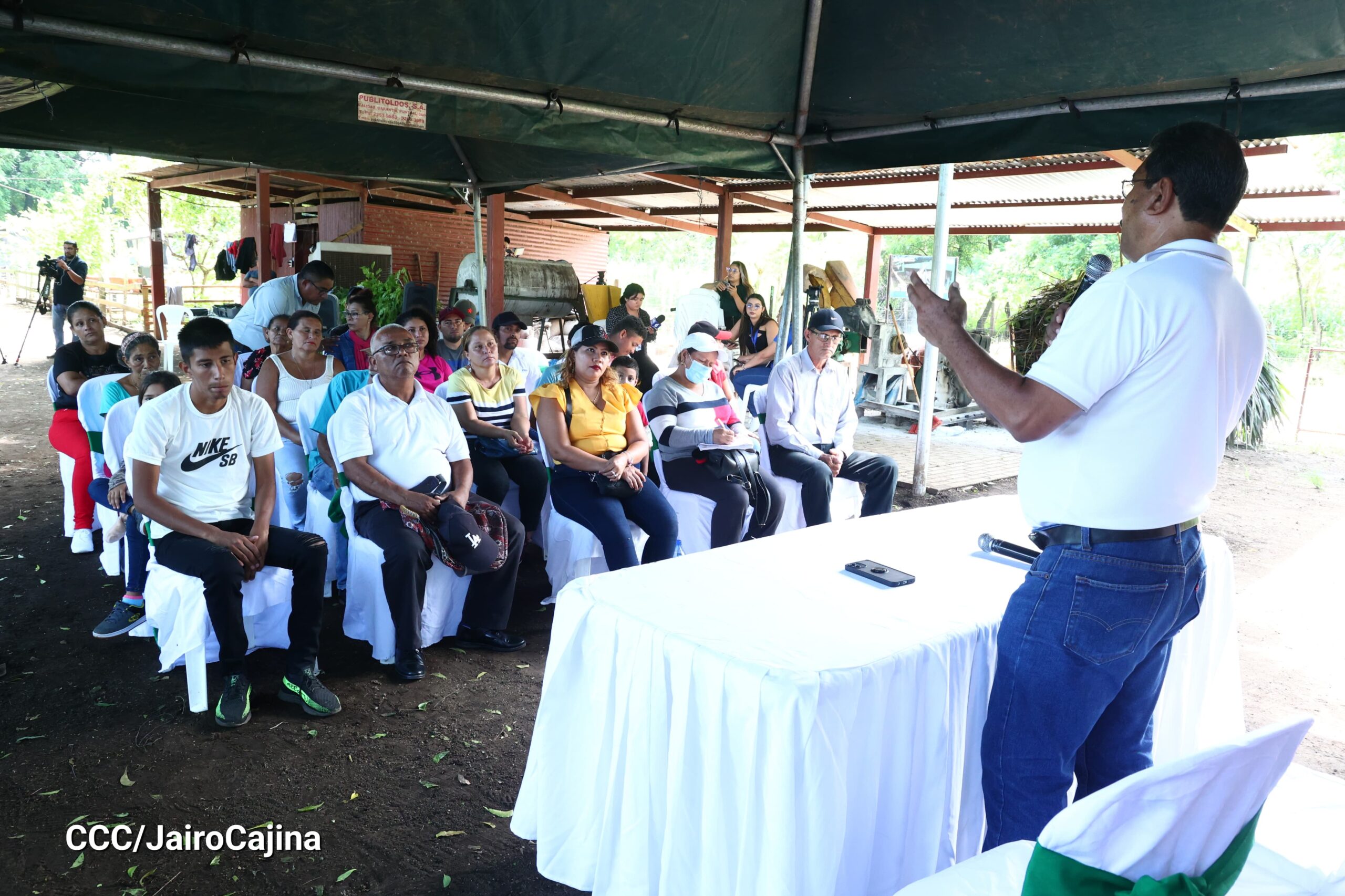 Capacitan a productores ovinos-caprinos en alternativas alimenticias en época seca