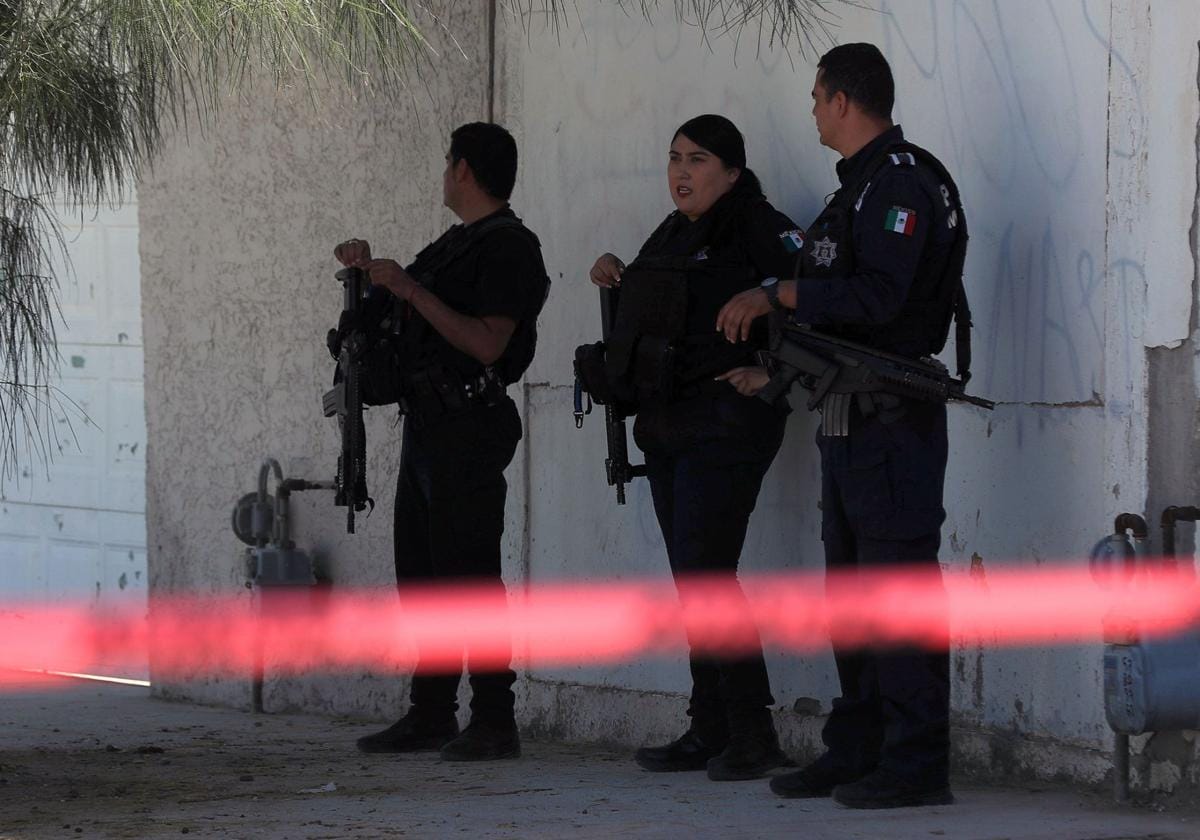 Encuentran los cadáveres de cinco hombres decapitados en México