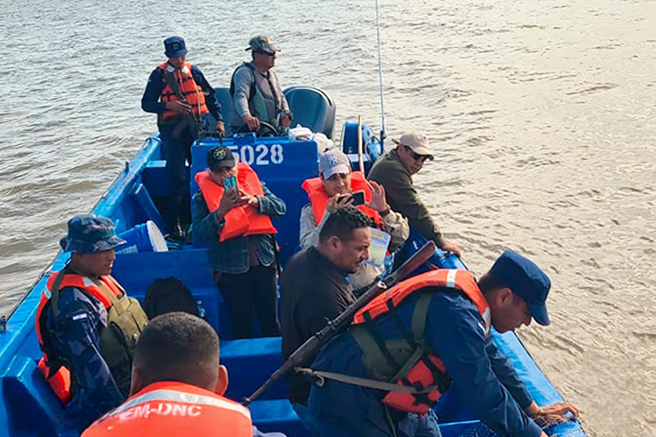 Ejército de Nicaragua da seguimiento a fenómeno meteorológico que afectará al Caribe
