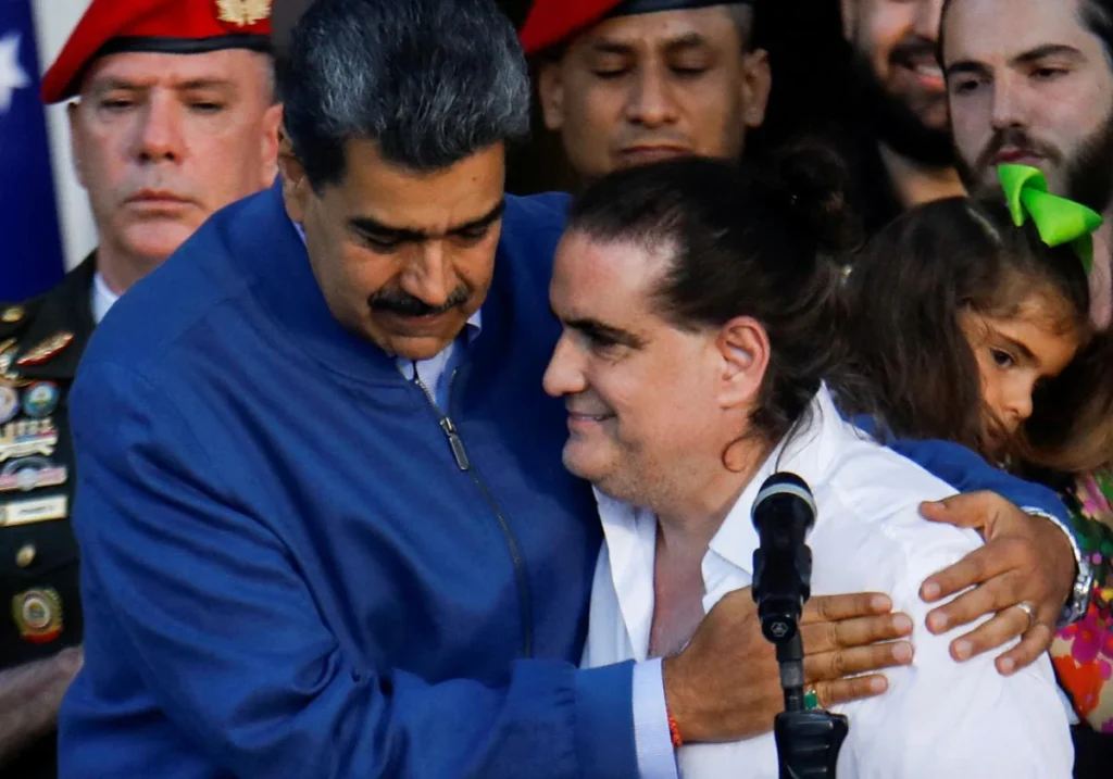 Designan a Alex Saab como ministro