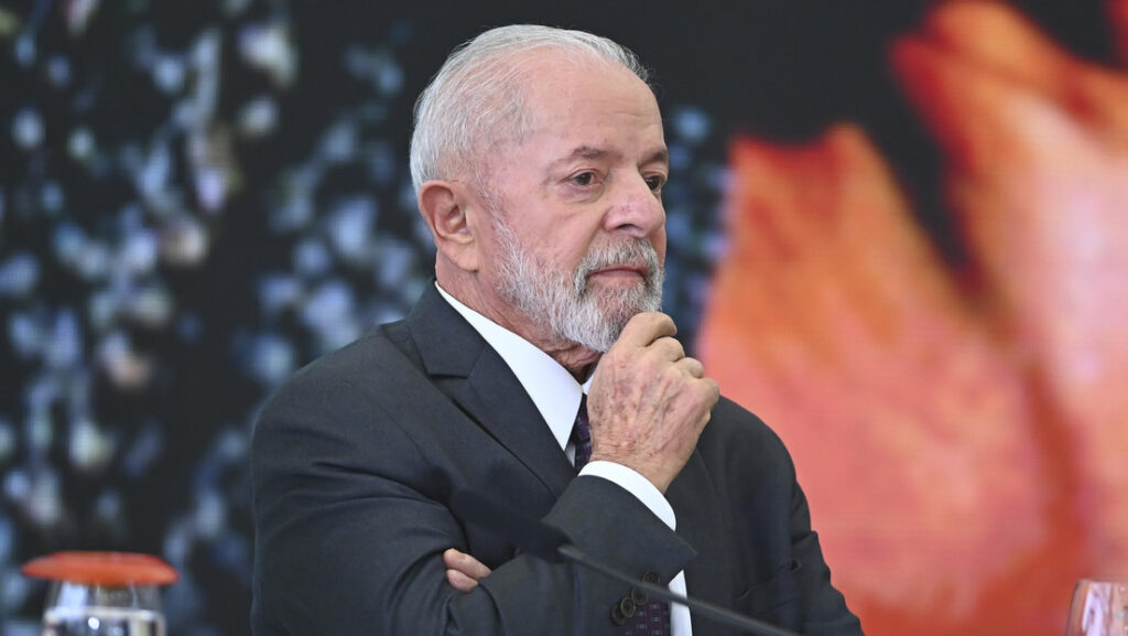 Lula hospitalizado