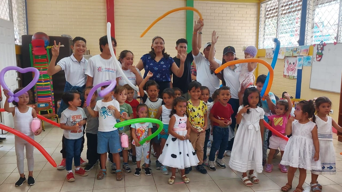 Gobierno anuncia entrega de bono para niños de preescolar a segundo grado de primaria