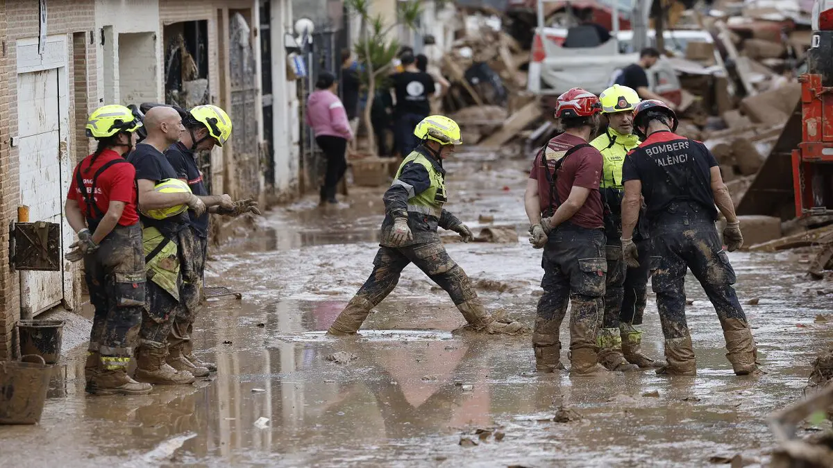 España despliega 500 miembros del Ejército para acciones de rescate en zonas afectadas por lluvias