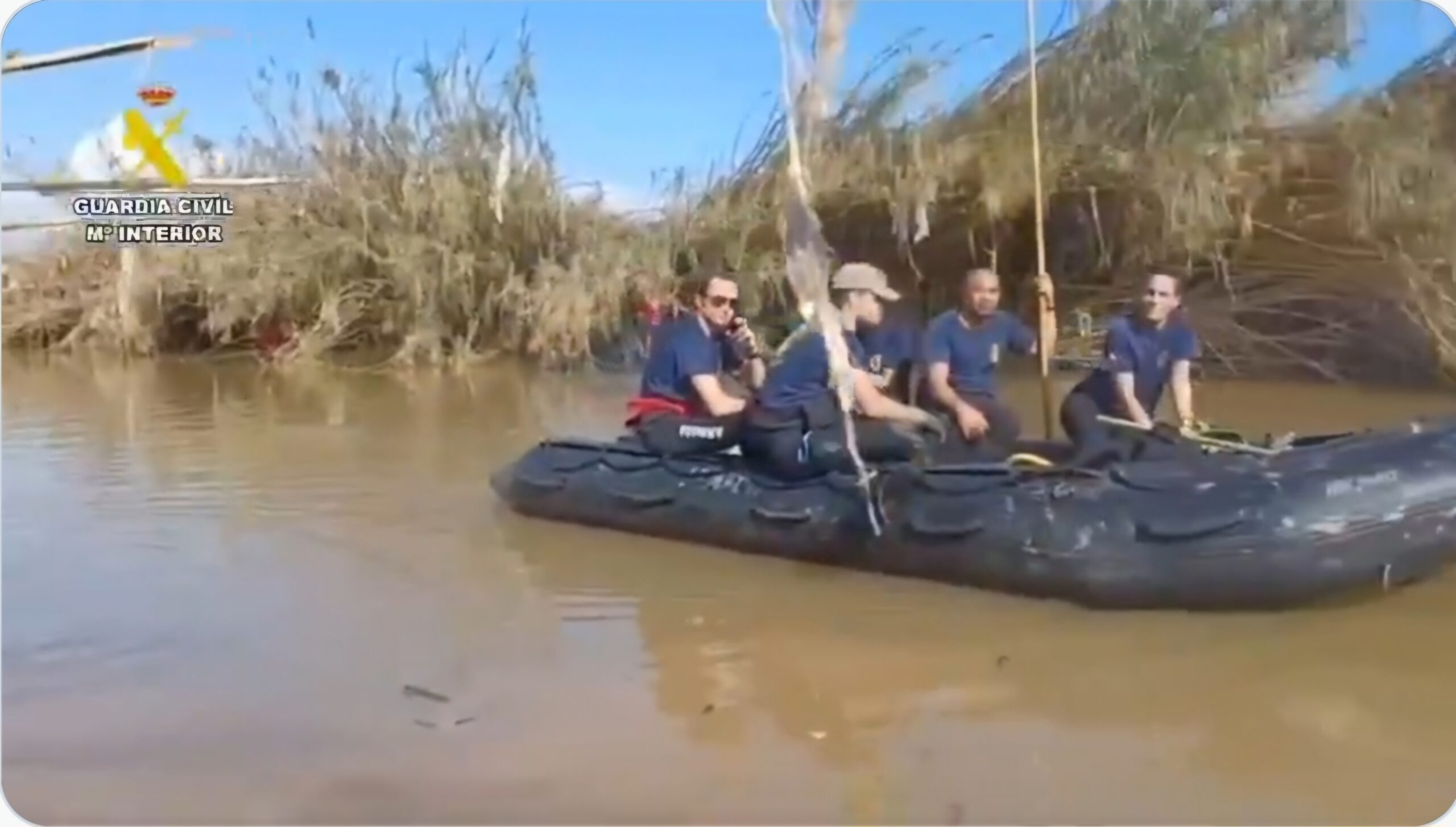 Hallan otros tres cadáveres diez días después de las inundaciones que arrasaron Valencia