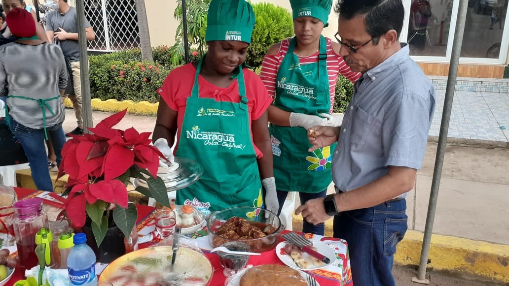 Este fin de semana arrancan los concursos gastronómicos departamentales Delicias Navideñas