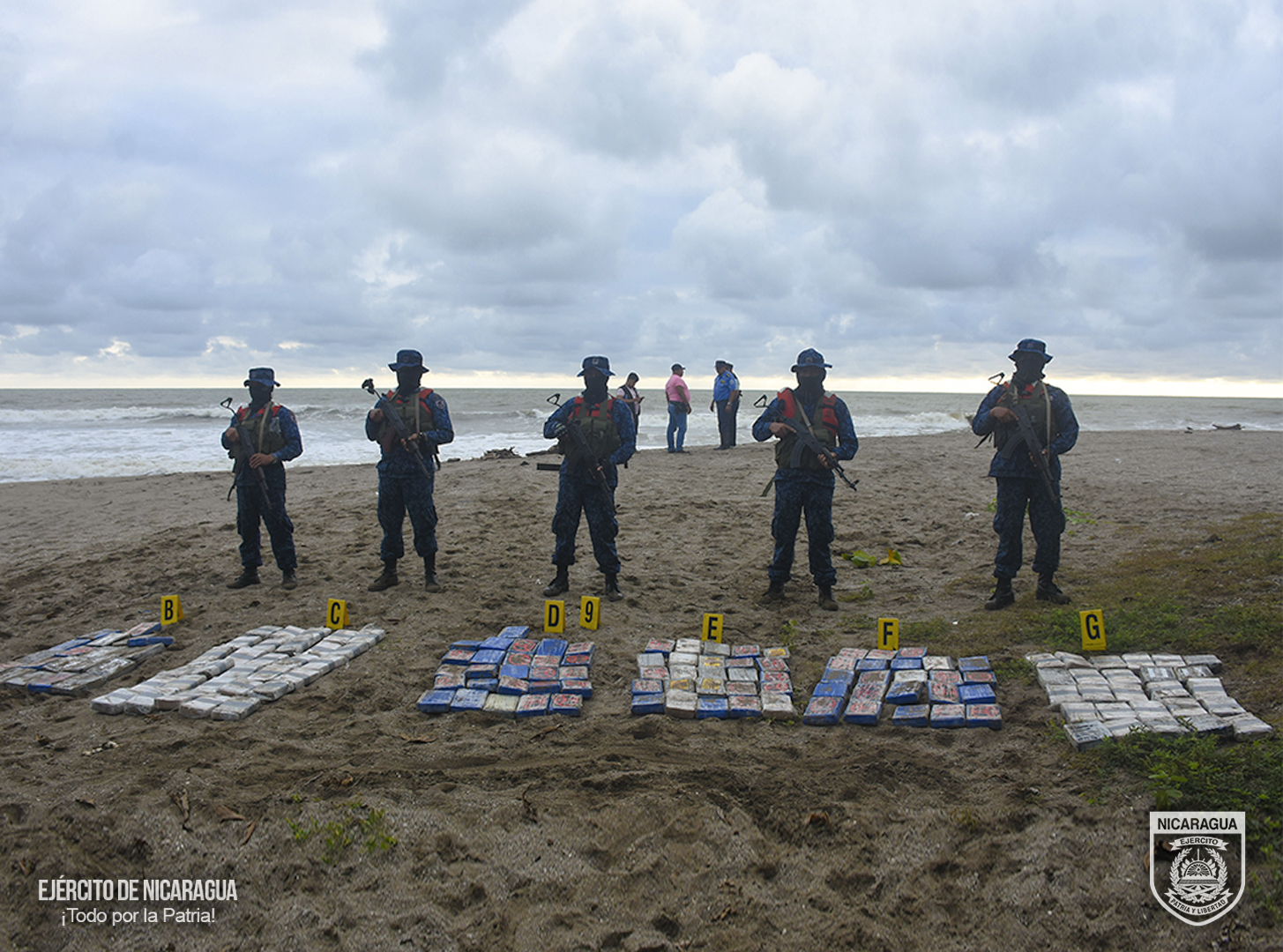 Naval de Nicaragua incauta 151 paquetes de cocaína en Masachapa