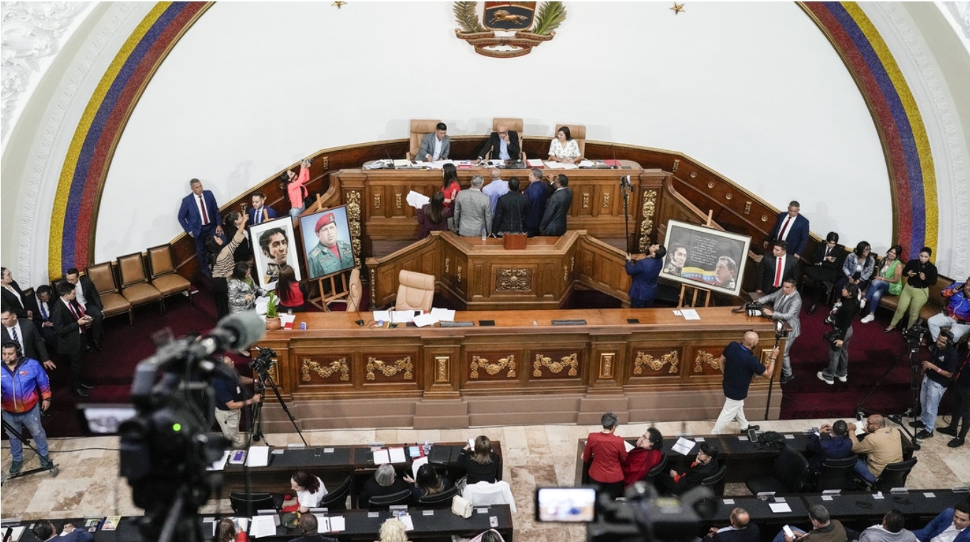 Parlamento venezolano crea comisión para legislar sobre los límites de las redes sociales