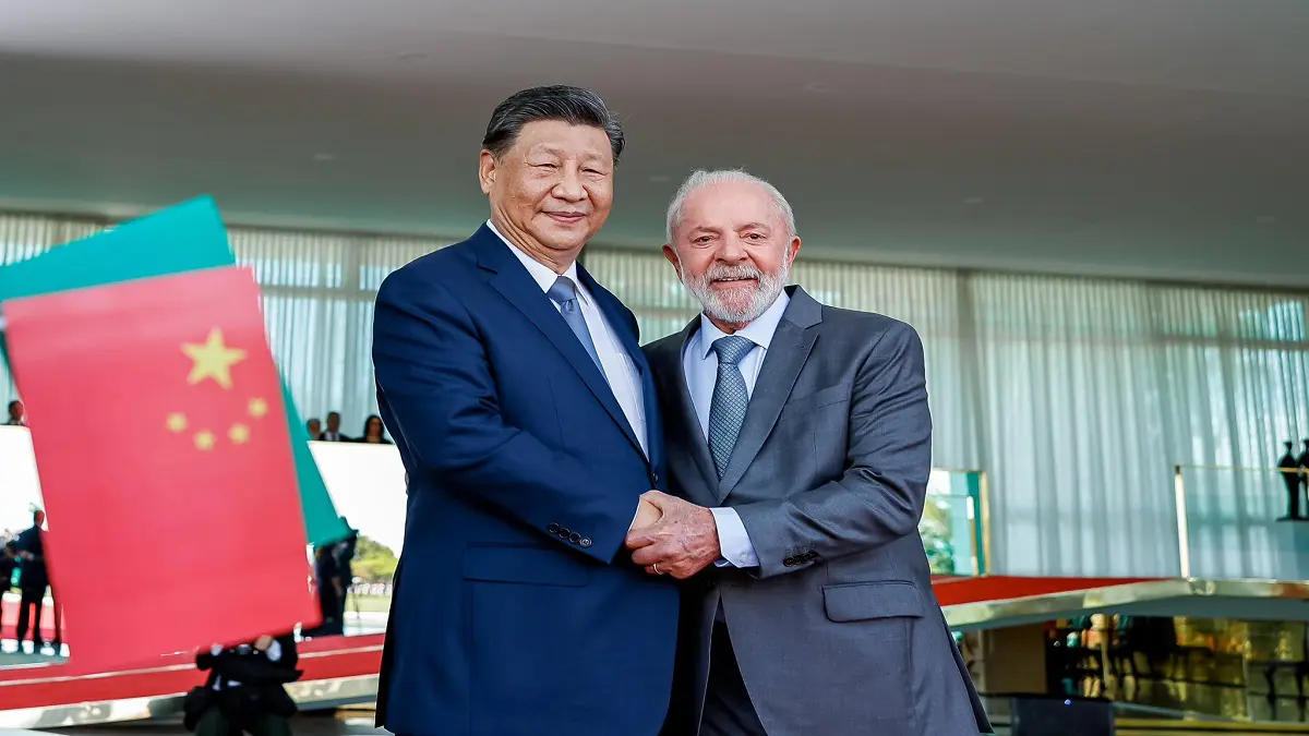 Xi Jinping se reúne con Lula durante visita oficial a Brasil tras la Cumbre del G20