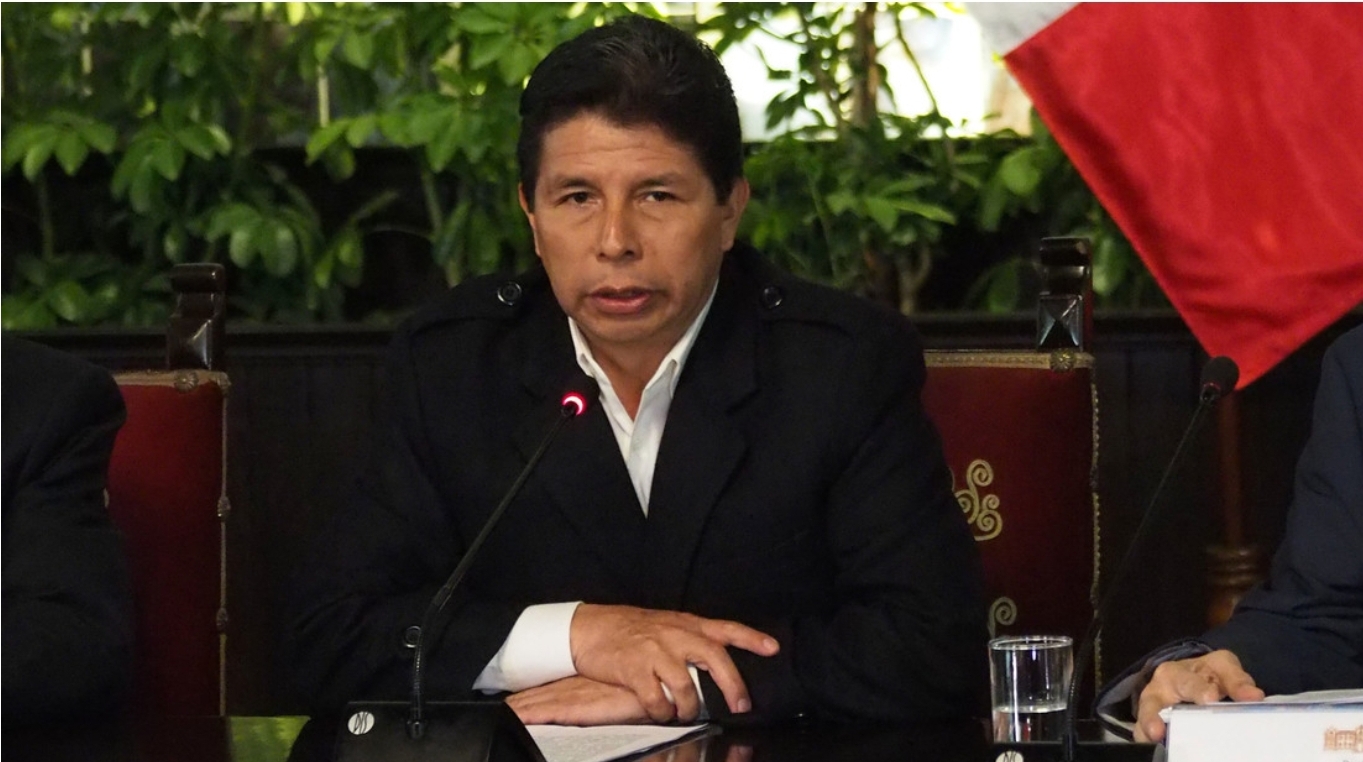 Juez de Perú ordena que el expresidente Pedro Castillo vaya a juicio