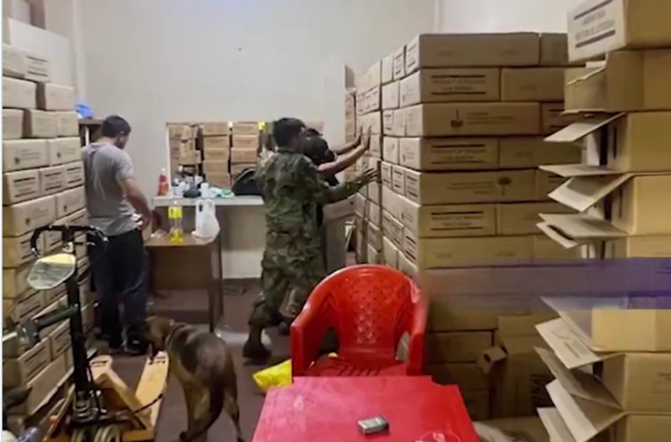Hallan en Bolivia más de una tonelada de cocaína oculta en almendras