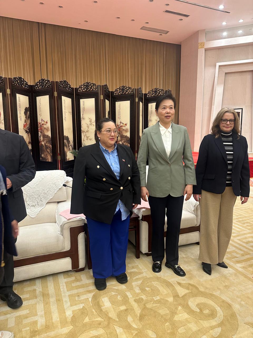 Representantes de Nicaragua en China analizan fortalecimiento de la cooperación en diversas áreas
