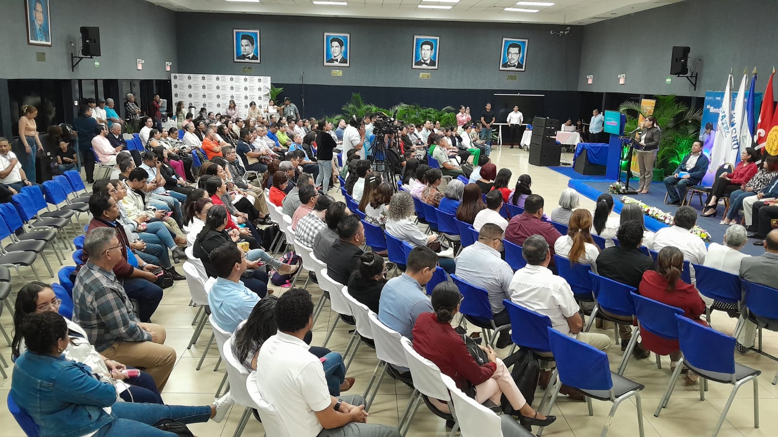 3 millones de protagonistas fueron consultados en la Estrategia Nacional de Educación
