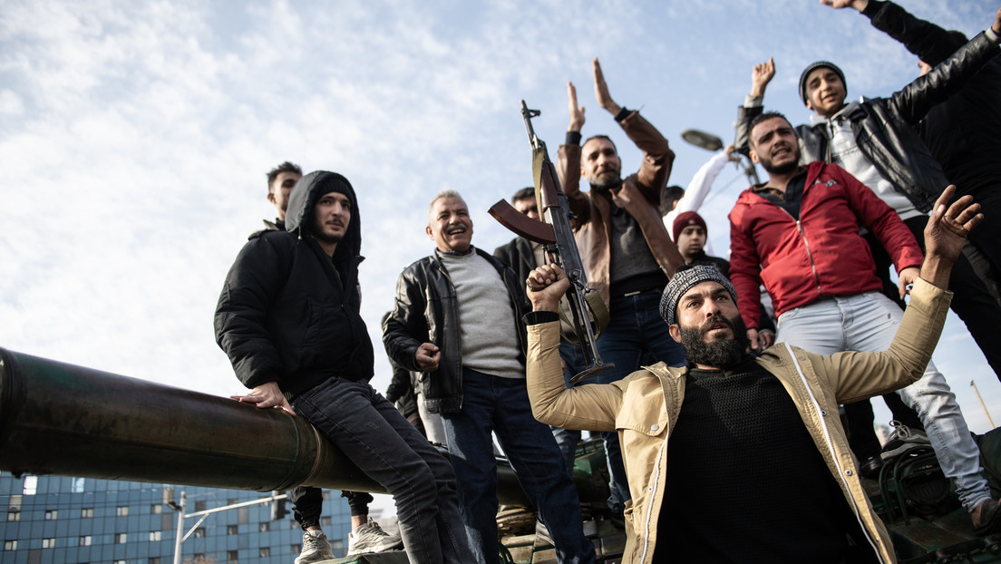 Países árabes reaccionan con cautela a cambios en Siria