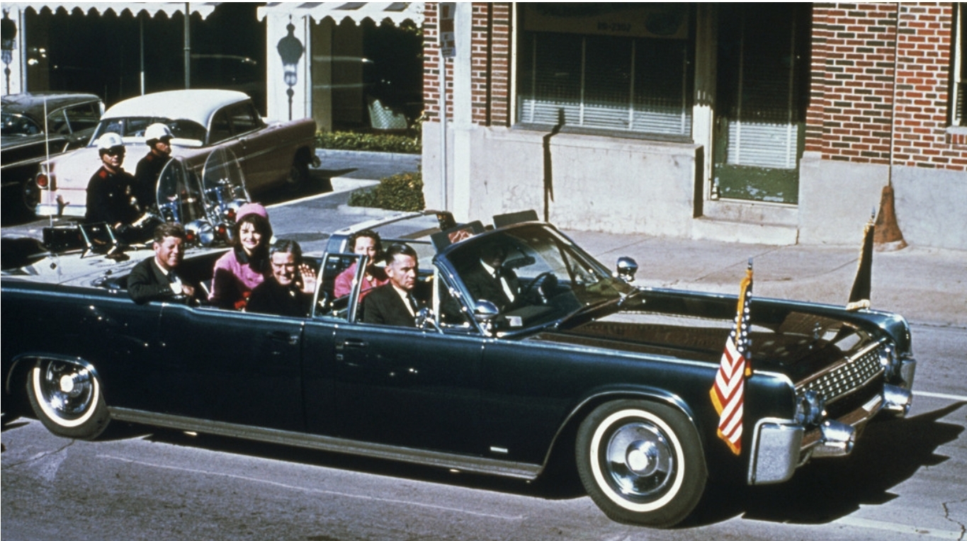 Axios: Robert Kennedy Jr. aspira a probar que la CIA mató a su tío