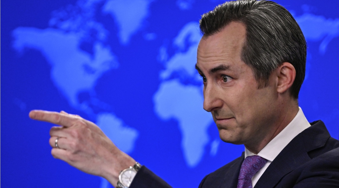Vocero estadounidense deja ver el ‘doble rasero’ sobre Siria e Israel y provoca carcajadas