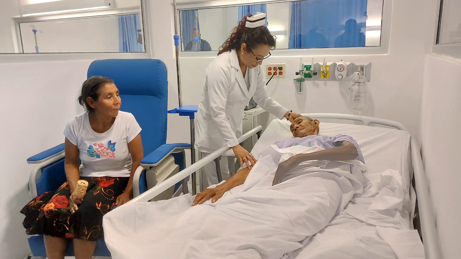 Pacientes con problemas cardiovasculares cuentan con nueva sala en Hospital Manolo Morales