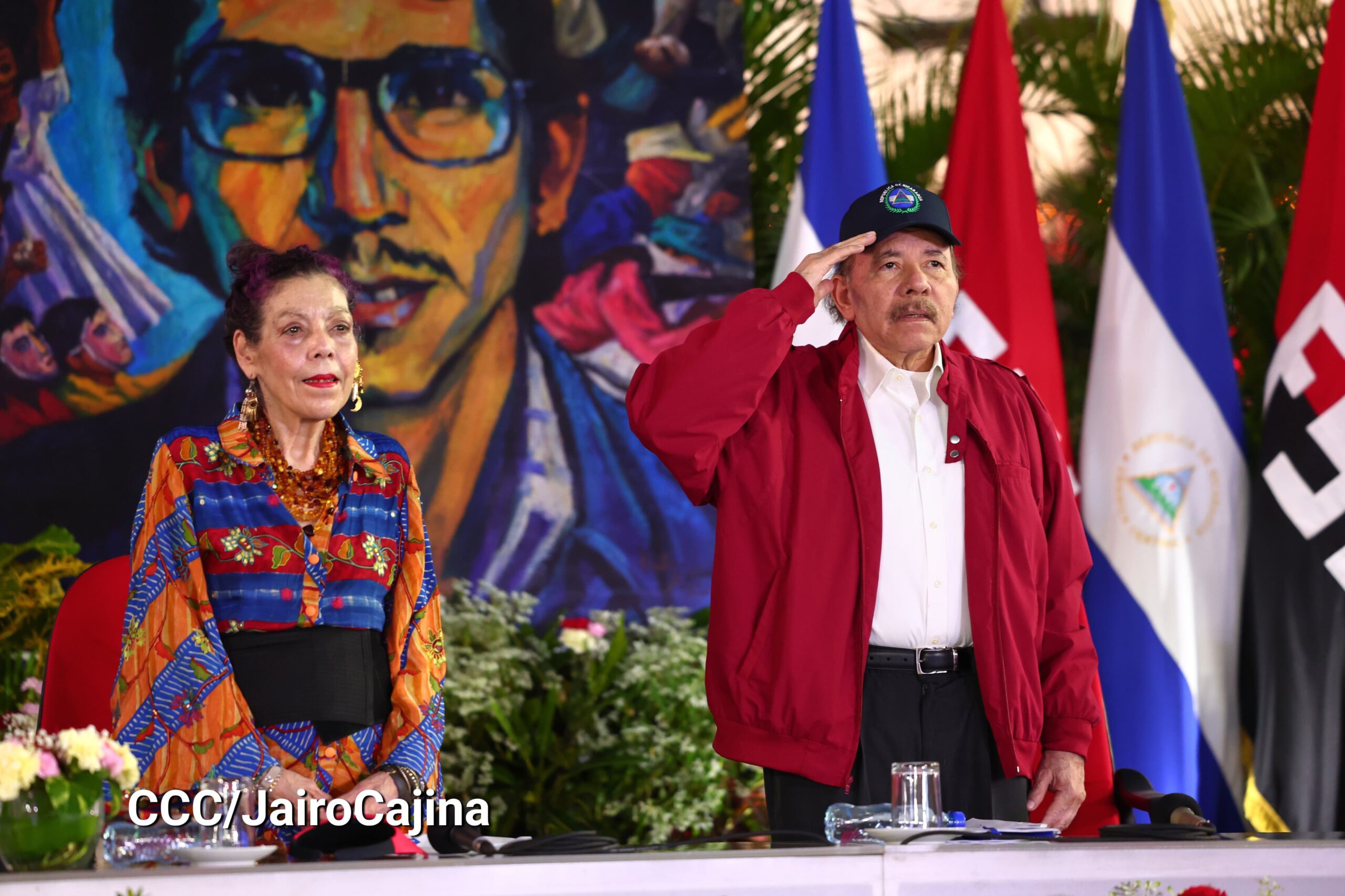 Presidente Daniel Ortega entrega 400 autobuses para rutas intermunicipales e interlocales en Nicaragua