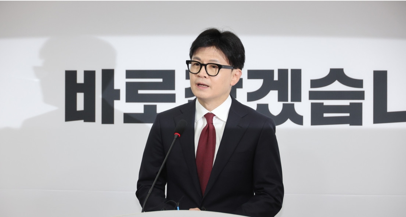 Dimite el líder del partido gobernante en Corea del Sur