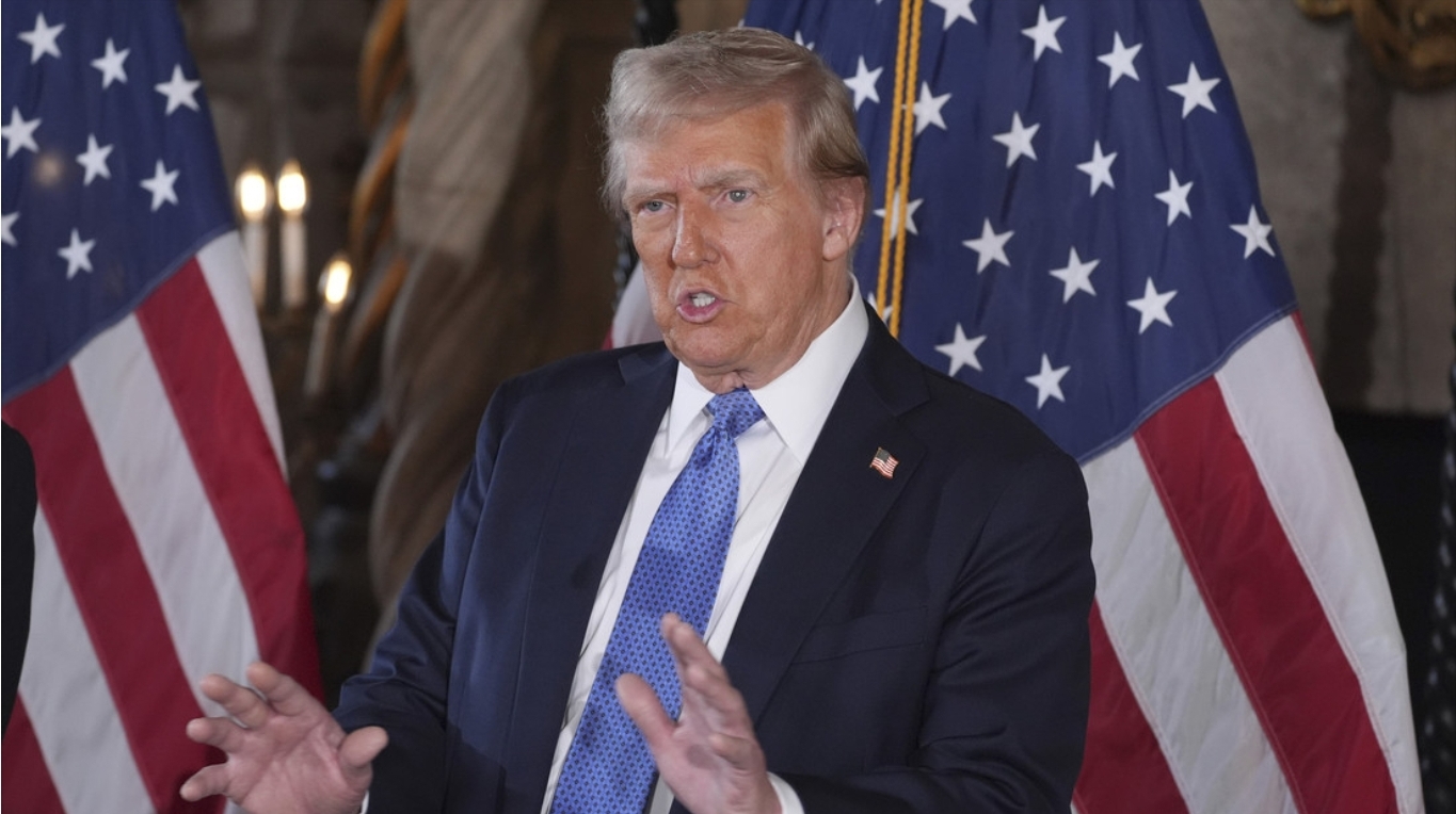 Juez dictamina que Trump no goza de inmunidad presidencial en el caso por pagos a actriz porno