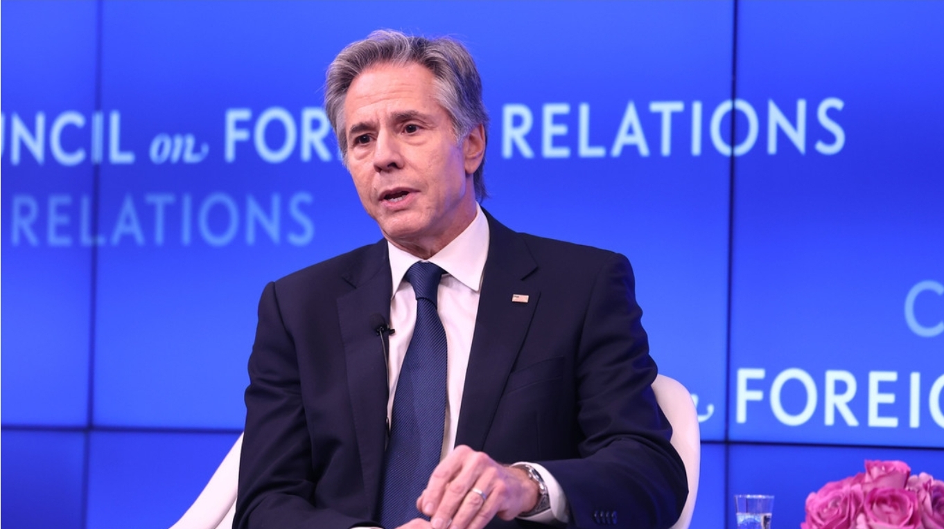 Blinken admite que EEUU buscó el cambio de poder en Irán durante 20 años