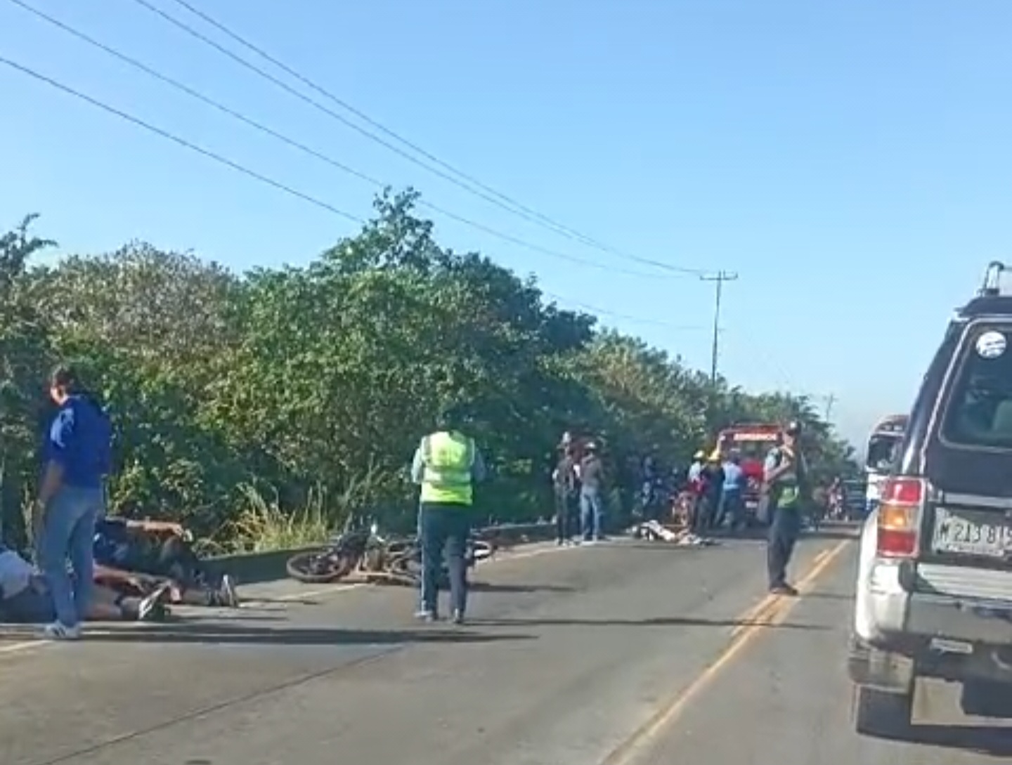 Un motorizado fallecido y dos lesionados en la Carretera Vieja a León