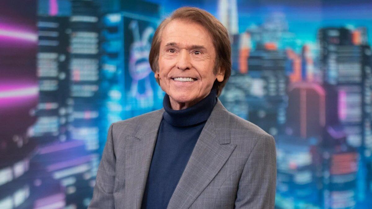 Raphael pasará la Navidad en el hospital