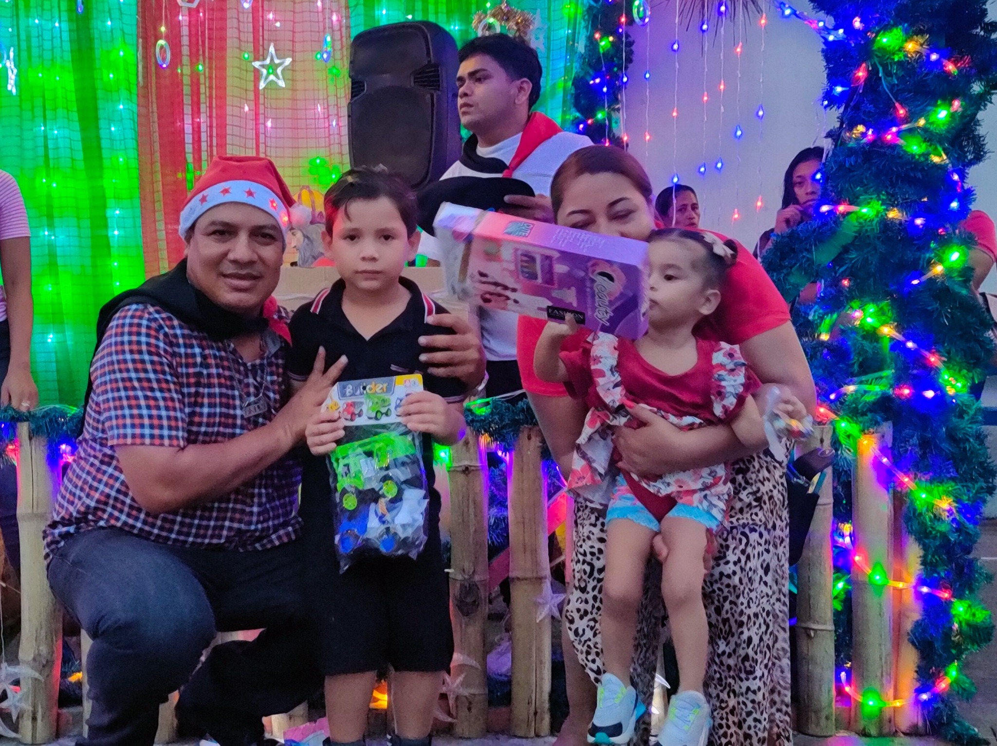 Niños de Siuna reciben juguetes de parte del Gobierno Sandinista