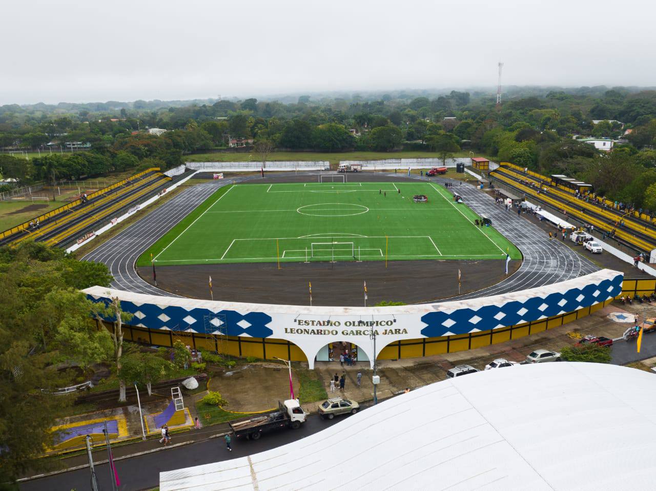Inauguran mejoras en estadio de San Marcos en saludo al Asalto de la Casa de Chema Castillo
